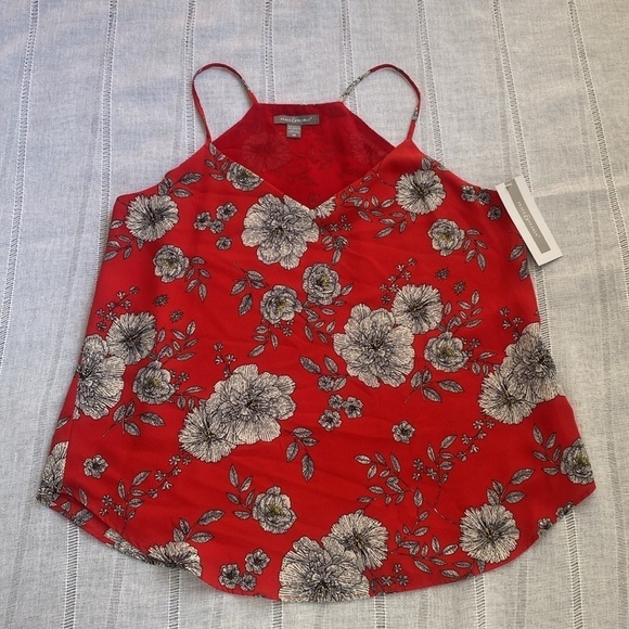 Peace and Pearls NWT red floral tank top. - Picture 7 of 11